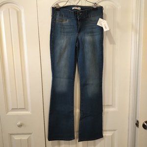 NWT 31 JustFab Booty Lifter Boot cut jeans darker wash